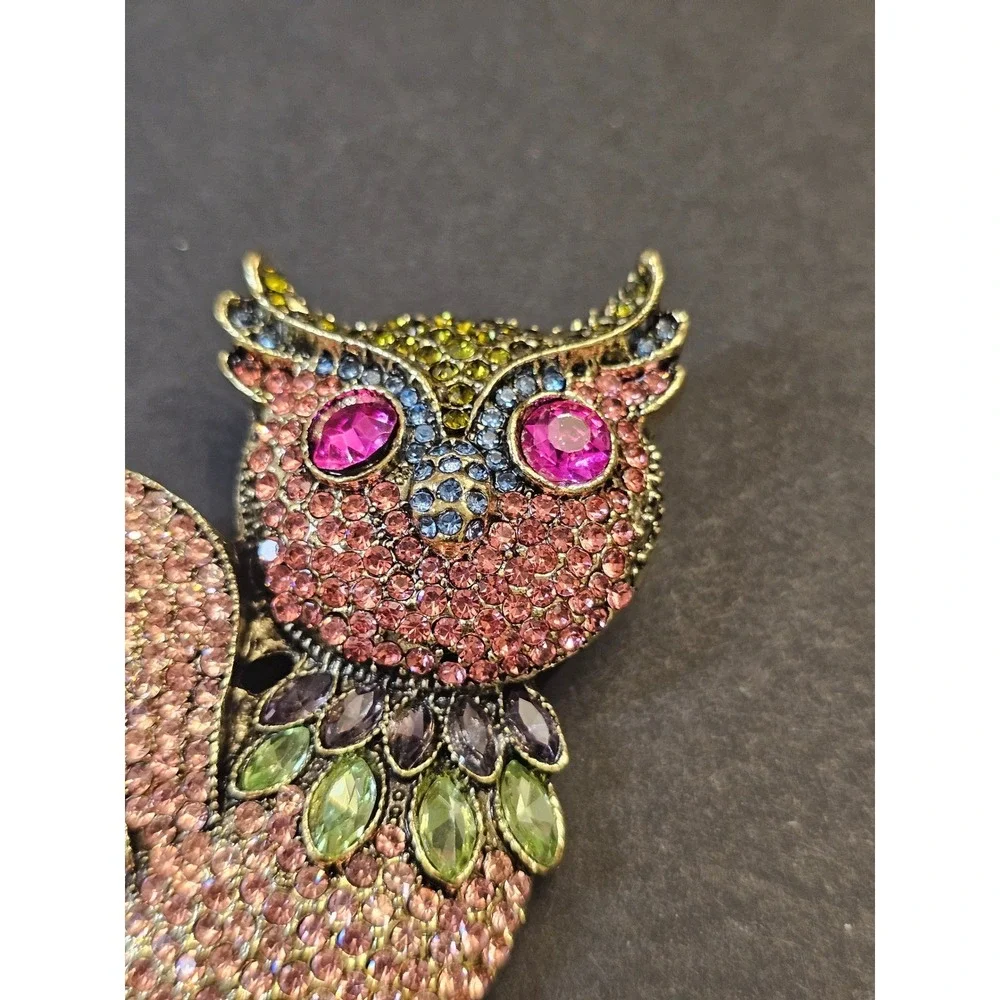 LARGE Vintage‎ Style Owl Brooch Multicolor Rhinestone Gold Whimsical Cottagecore